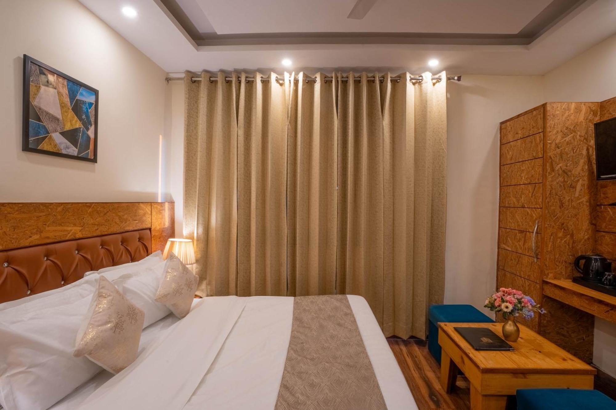 Perfectstayz Valley Vista 5 Min Walk To Mall Road 穆索里 外观 照片