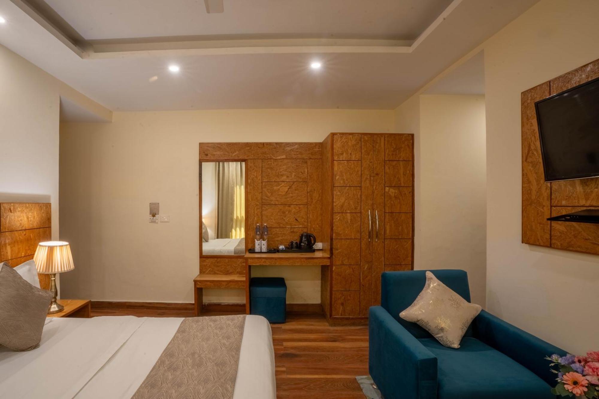 Perfectstayz Valley Vista 5 Min Walk To Mall Road 穆索里 外观 照片