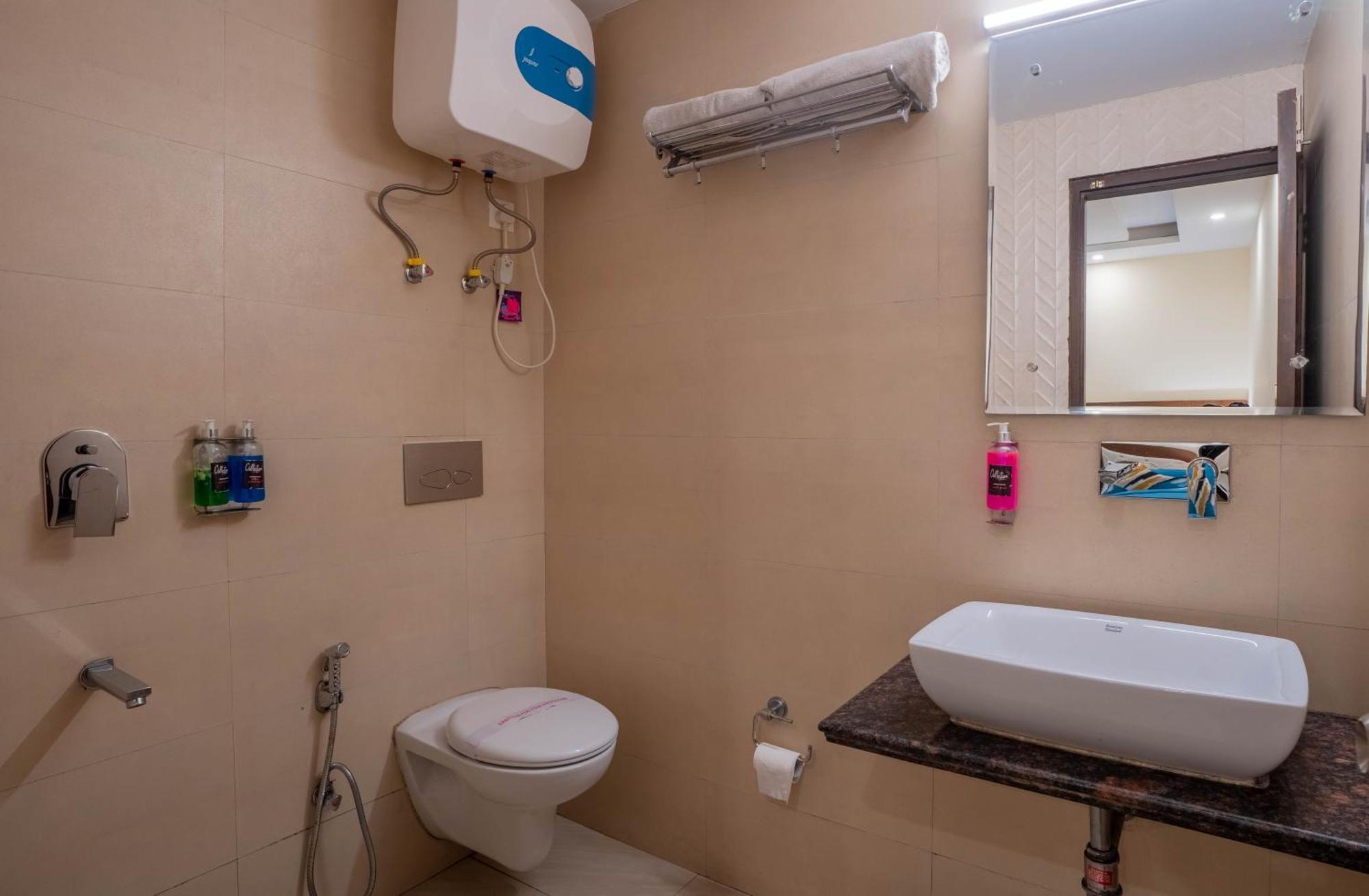 Perfectstayz Valley Vista 5 Min Walk To Mall Road 穆索里 外观 照片